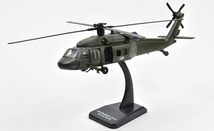 New Ray UH-60 Black Hawk Diecast Replica 1:60 Scale Helicopter model kit